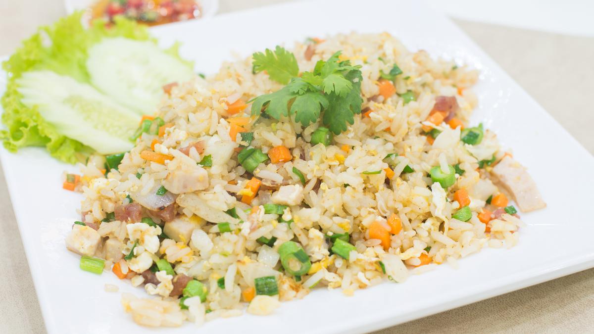 Nasi Goreng & Mie Enak: Rasa yang Bikin Kembali ke Cilacap
